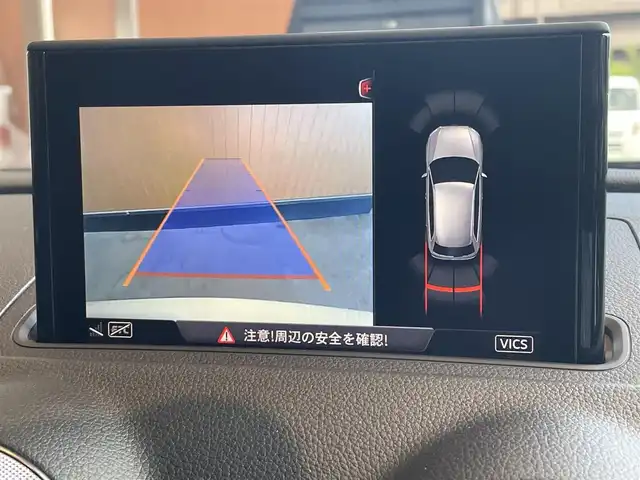 アウディ Ａ３ スポーツバック 1．4 TFSI 高知県 2018(平30)年 3.7万km 白 純正ナビ/　【CD/DVD/BT/フルセグTV】/バックカメラ/アダプティブクルーズコントロール/アクティブレーンアシスト/横滑り防止/コーナーセンサー/ETC/スマートキー/プッシュスタート/MTモード付きAT/アイドリングストップ/純正アルミホイール 16イン