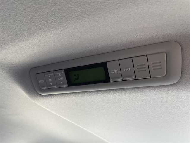 トヨタ エスティマ アエラス プレミアムエディション 石川県 2015(平27)年 3.7万km パール 4WD/純正8型ナビ/フルセグTV/バックカメラ/LEDヘッドライト/ビルトインETC/両側パワースライドドア/クルーズコントロール/純正アルミホイール/スマートキー/プッシュスタート/電動ミラー/ダブルエアバッグ/ハーフレザーシート