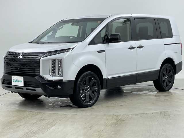 三菱 デリカＤ：５ シャモニー 道央・札幌 2025(令7)年 0.1千km 白Ⅱ ・登録済未使用車/・ALPINEナビ&CD&DVD&BT&SD&HDMI&USB&TV/・パワーバックドア/・両側パワースライドドア/・12.8型ALPINEフリップダウンモニター/・バック/サイド/フロントカメラ/・e-Assist/・レーダークルーズコントロール/・ブラインドスポットモニター/・D席パワーシート/・ハーフレザーシート/・ステアリングヒーター/・ステアリングスイッチ/・パドルシフト/・LEDヘッドライト/・オートライト/・オートマチックハイビーム/・スマートキー/・スペアキー/・保証書/・取扱説明書