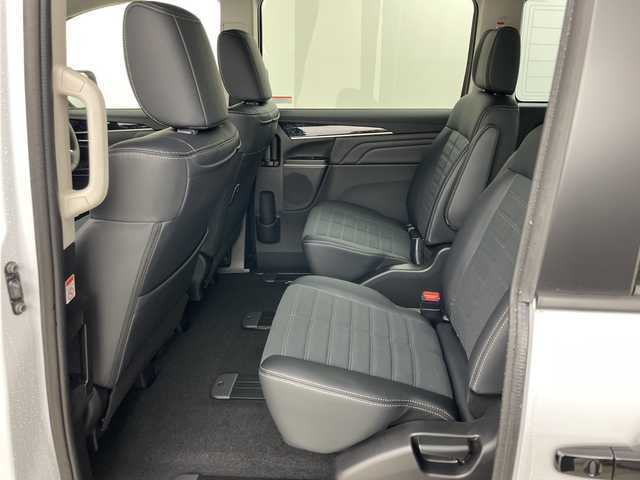 三菱 デリカＤ：５ シャモニー 道央・札幌 2025(令7)年 0.1千km 白Ⅱ ・登録済未使用車/・ALPINEナビ&CD&DVD&BT&SD&HDMI&USB&TV/・パワーバックドア/・両側パワースライドドア/・12.8型ALPINEフリップダウンモニター/・バック/サイド/フロントカメラ/・e-Assist/・レーダークルーズコントロール/・ブラインドスポットモニター/・D席パワーシート/・ハーフレザーシート/・ステアリングヒーター/・ステアリングスイッチ/・パドルシフト/・LEDヘッドライト/・オートライト/・オートマチックハイビーム/・スマートキー/・スペアキー/・保証書/・取扱説明書