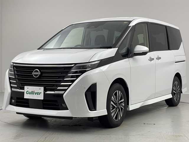 日産 セレナ e－パワー ハイウェイスター V 茨城県 2025(令7)年 0.1千km プリズムホワイト 純正ナビ　フルセグＴＶ　全周囲カメラ　バックモニター　衝突軽減ブレーキ　ＥＴＣ２．０　両側電動スライドドア　後席モニター　デジタルインナーミラー　ＬＥＤライト　追従クルコン　スマートキー　純正アルミ