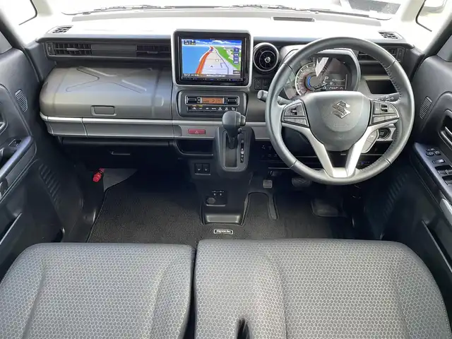 スズキ スペーシア ギア HYBRID XZ 島根県 2022(令4)年 2.5万km クールカーキパールメタリック/ガンメタリック2トーン 登録時走行距離24663km/社外8インチナビ/フルセグテレビ/バックカメラ/両側パワースライドドドア/衝突軽減ブレーキ/レーンキープアシススト/レーダークルーズコントロール/前席シートヒーター/プッシュスタート/スマートキー(スペアスマート×1)/ウインカーミラー/ドアバイザー/ETC