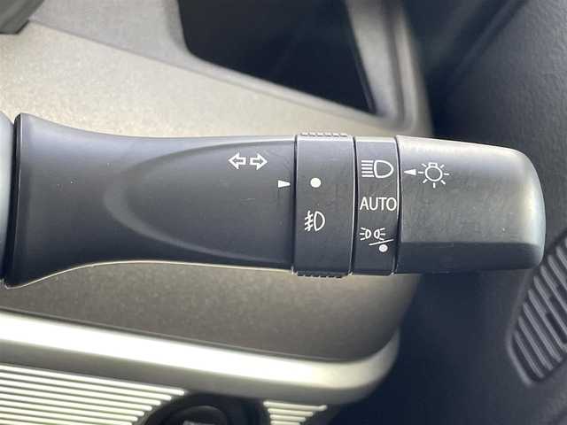 スズキ スペーシア ギア HYBRID XZ 島根県 2022(令4)年 2.5万km クールカーキパールメタリック/ガンメタリック2トーン 登録時走行距離24663km/社外8インチナビ/フルセグテレビ/バックカメラ/両側パワースライドドドア/衝突軽減ブレーキ/レーンキープアシススト/レーダークルーズコントロール/前席シートヒーター/プッシュスタート/スマートキー(スペアスマート×1)/ウインカーミラー/ドアバイザー/ETC