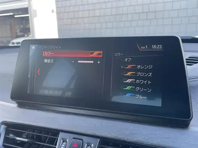 ＢＭＷ Ｘ１ xDrive 18d Mスポーツ 滋賀県 2021(令3)年 4.4万km ミネラルホワイト ハイラインパッケージ/黒革/・前席パワーシート/・前席シートヒーター /インテリジェントセーフティ/衝突軽減ブレーキ/車線逸脱警告/ACC/アンビエントライト/純正HDDナビ（BT/USB）/社外テレビチューナー/バックカメラ/前後ドライブレコーダー/ETC/純正18インチAW