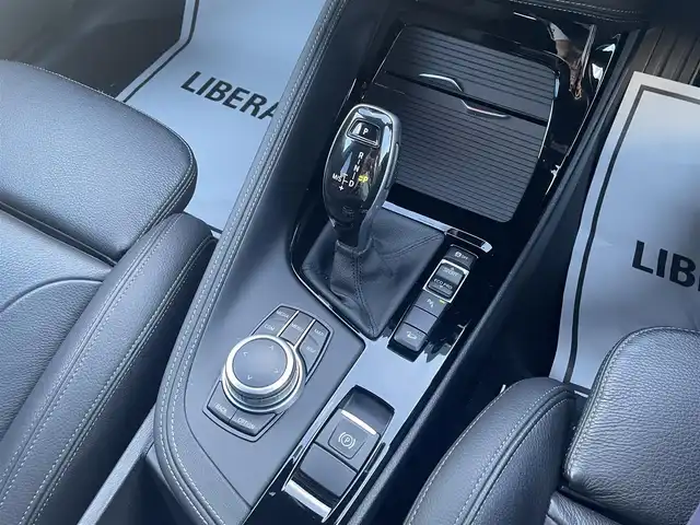 ＢＭＷ Ｘ１ xDrive 18d Mスポーツ 滋賀県 2021(令3)年 4.4万km ミネラルホワイト ハイラインパッケージ/黒革/・前席パワーシート/・前席シートヒーター /インテリジェントセーフティ/衝突軽減ブレーキ/車線逸脱警告/ACC/アンビエントライト/純正HDDナビ（BT/USB）/社外テレビチューナー/バックカメラ/前後ドライブレコーダー/ETC/純正18インチAW