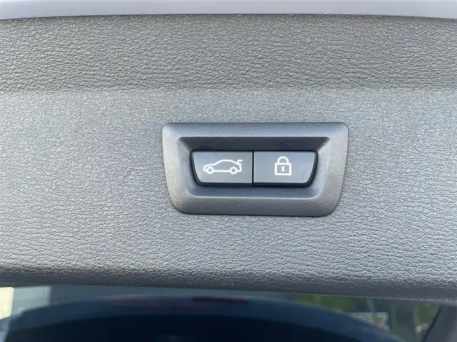 ＢＭＷ Ｘ１ xDrive 18d Mスポーツ 滋賀県 2021(令3)年 4.4万km ミネラルホワイト ハイラインパッケージ/黒革/・前席パワーシート/・前席シートヒーター /インテリジェントセーフティ/衝突軽減ブレーキ/車線逸脱警告/ACC/アンビエントライト/純正HDDナビ（BT/USB）/社外テレビチューナー/バックカメラ/前後ドライブレコーダー/ETC/純正18インチAW