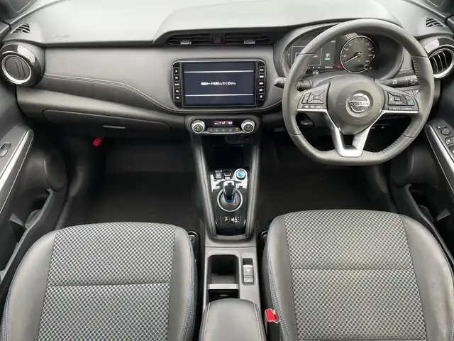 日産 キックス X 神奈川県 2021(令3)年 7万km ブリリアントホワイトパール 純正９インチナビ/Bカメラ　全方位カメラ/デジタルルームミラー/フルセグ/ETC/プロパイロット/エマージェンシーブレーキ/コーナーセンサー/純正アルミホイール/前後ドライブレコーダー　/ルーフレール