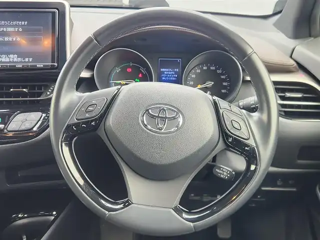 トヨタ Ｃ－ＨＲ G LEDエディション 愛知県 2018(平30)年 5.7万km ホワイト/ブラックマイカ 2トーン 純正9型ナビ（フルセグ、CD、DVD、Bluetooth）/モデリスタエアロ/BSM/シートヒーター（D+N)/ACC/ETC/Bカメラ/ハーフレザーシート/衝突軽減ブレーキ/レーンキープアシスト/オートハイビーム/LEDヘッドライト/コーナーセンサー前後/純正18インチAW/純正フロアマット/電子パーキング/オートホールド/スマートキー/フォグライト/横滑り防止装置