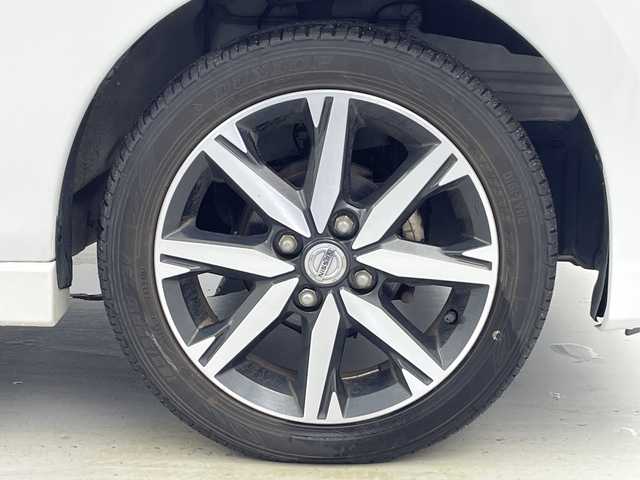 日産 デイズ HWS X プレミアムセレクション 愛知県 2017(平29)年 4.2万km ホワイトパール 純正メモリナビ・フルセグTV/CD・DVD・Bluetooth/スマートキー/アラウンドビューモニター/ETC/ハーフレザーシート/純正HIDライト