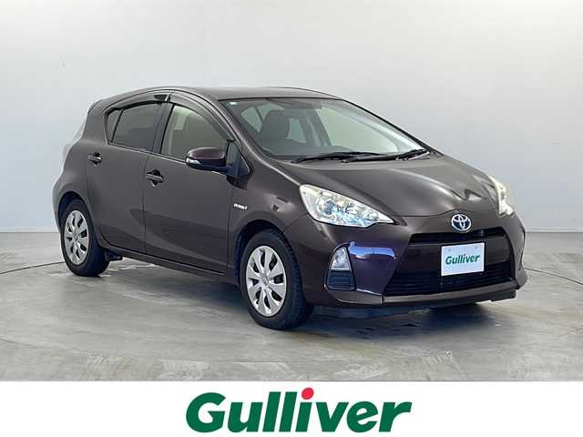 トヨタ アクア S 栃木県 2014(平26)年 10.3万km ディープアメジストマイカメタリック 純正ナビ/（BT/フルセグ/AM/FM）/横滑り防止/ステアリングスイッチ/電動格納ミラー/純正フロアマット/プッシュスタート/スマートキー/スペアキー