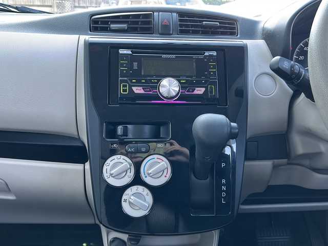 日産 デイズ J 岐阜県 2018(平30)年 12.6万km ブラック 登録時走行距離125856km/ケンウッドCDオーディオ/ドアバイザー/ipod接続/AUX接続/USB接続/ETC/禁煙車/フロアマット/リモコンキー/ハロゲンヘッドライト/ベンチシート/エアバッグ/オートエアコン/スタッドレス有/エアバッグ