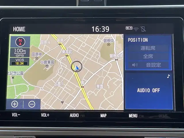 トヨタ ランドクルーザー プラド TX-L 70thアニバーサリーLTD 福岡県 2022(令4)年 3.5万km ホワイトパールクリスタルシャイン ワンオーナー/4WD/ディーゼル車/7人乗り/ムーンルーフ/純正9インチメモリナビ【NSZT-Y68T】/　(AM/FM/CD/DVD/Bluetooth/フルセグTV)/バック・フロントカメラ/トヨタセーフティセンス/・プリクラッシュセーフティ/・レーダークルーズコントロール/・レーンディパーチャーアラート/・オートマッチックハイビーム/・ロードサインアシスト/・先行車発進アラーム/クリアランスソナー/横滑り防止/センターデフロック/ダウンヒルアシストコントロール/セカンドスタートモード/ヒーターアイドルアップ/ヘッドランプクリーナー/排出ガス浄化/ラウンジ照明調光スイッチ/純正18インチアルミホイール/黒色ルーフレール/純正ダブルツイーター/前後ドライブレコーダー【コムテック TZ-DR210】/ビルトインETC2.0/茶色レザーシート/パワーシート(D/N)/シートヒーター/エアシート(D/N)/革巻きステアリング/ステアリングスイッチ/純正フロアマット/純正トノカバー/USBポート/スペアキー×1/アクセサリーソケット/ISOFIX/保証書/取扱説明書/ナビ取扱説明書