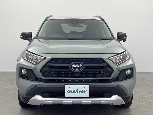 トヨタ ＲＡＶ４ アドベンチャー 大阪府 2019(令1)年 2.5万km アッシュグレーメタリック/アーバンカーキ ４ＷＤ/純正ＳＤナビ/【BT/フルセグTV/USB/DVD]/デジタルインナーミラー/バックカメラ/ETC/ドライブレコーダー前後　DC-DR651/ブラインドスポットモニター/衝突被害軽減システム/レーンキープアシスト/クルーズコントロール追従/オートライト/パワーシートD席/純正１９インチAW/純正フロアマット/スペアキー
