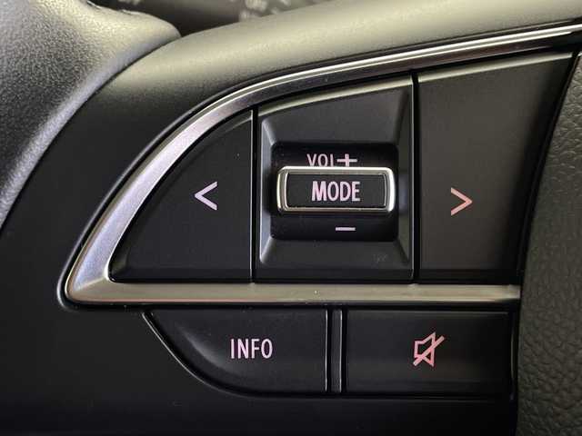 スズキ ジムニー XC 鹿児島県 2021(令3)年 2.5万km シフォンアイボリーメタリックブラック2トーンルーフ 社外ナビ　/（フルセグ/Bluetooth/CD/DVD/AM/FM）/クルーズコントロール　/ドライブレコーダー　/シートヒーター　/バックカメラ　/ヘッドライトウォッシャー　/ホワイトレタータイヤ　/ＬＥＤヘッドライト　/フロントカメラ　/社外マフラー　/社外アルミペダル/プッシュスタートボタン/スロットコントローラー/＊純正サスペンション・マフラー有り