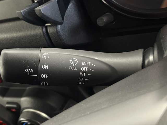 スズキ ジムニー XC 鹿児島県 2021(令3)年 2.5万km シフォンアイボリーメタリックブラック2トーンルーフ 社外ナビ　/（フルセグ/Bluetooth/CD/DVD/AM/FM）/クルーズコントロール　/ドライブレコーダー　/シートヒーター　/バックカメラ　/ヘッドライトウォッシャー　/ホワイトレタータイヤ　/ＬＥＤヘッドライト　/フロントカメラ　/社外マフラー　/社外アルミペダル/プッシュスタートボタン/スロットコントローラー/＊純正サスペンション・マフラー有り