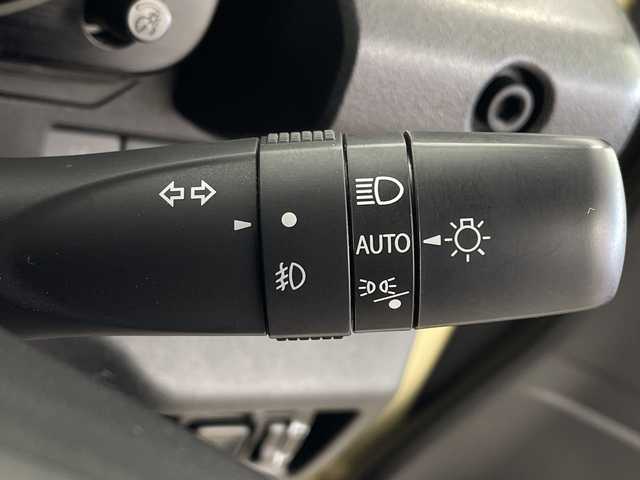 スズキ ジムニー XC 鹿児島県 2021(令3)年 2.5万km シフォンアイボリーメタリックブラック2トーンルーフ 社外ナビ　/（フルセグ/Bluetooth/CD/DVD/AM/FM）/クルーズコントロール　/ドライブレコーダー　/シートヒーター　/バックカメラ　/ヘッドライトウォッシャー　/ホワイトレタータイヤ　/ＬＥＤヘッドライト　/フロントカメラ　/社外マフラー　/社外アルミペダル/プッシュスタートボタン/スロットコントローラー/＊純正サスペンション・マフラー有り