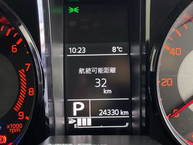 スズキ ジムニー XC 鹿児島県 2021(令3)年 2.5万km シフォンアイボリーメタリックブラック2トーンルーフ 社外ナビ　/（フルセグ/Bluetooth/CD/DVD/AM/FM）/クルーズコントロール　/ドライブレコーダー　/シートヒーター　/バックカメラ　/ヘッドライトウォッシャー　/ホワイトレタータイヤ　/ＬＥＤヘッドライト　/フロントカメラ　/社外マフラー　/社外アルミペダル/プッシュスタートボタン/スロットコントローラー/＊純正サスペンション・マフラー有り