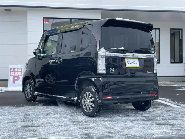 ホンダ Ｎ ＢＯＸ カスタム G 青森県 2013(平25)年 10.5万km プレミアムゴールドパープルパール (株)IDOMが運営する【じしゃロン青森店】の自社ローン専用車両になりますこちらは現金ご利用時の価格です。自社ローンご希望の方は別途その旨お申付け下さい。/４WD/スマートキー/純正ナビ/ワンセグテレビ/バックカメラ/両側パワースライドドア/純正フロアマット