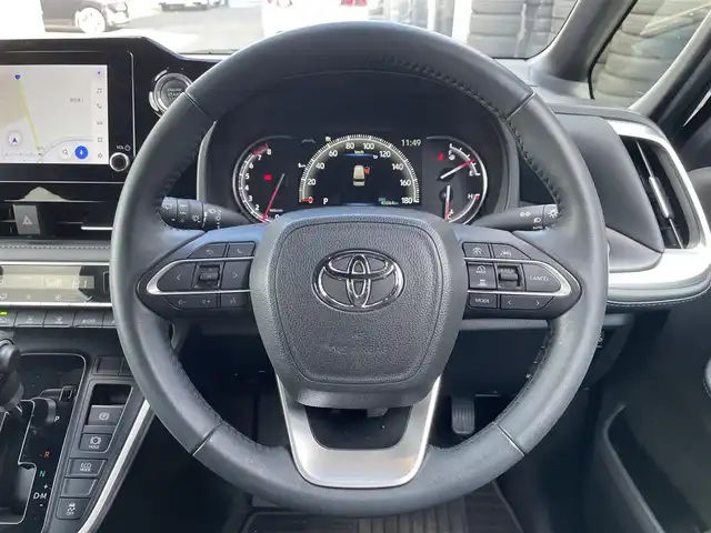 トヨタ ヴォクシー S－Z 滋賀県 2022(令4)年 4.5万km アティチュードブラックマイカ 純正8インチナビ/【Bluetooth/CD/DVD/フルセグTV】/純正フリップダウンモニター/両側パワースライドドア/ハーフレザーシート/バックカメラ/追従クルーズコントロール/クリアランスソナー/レーントレーシングアシスト/プリクラッシュセーフティ/LEDヘッドライト/オートマチックハイビーム/D/Nシートヒーター/ビルトインETC2.0/電動パーキングブレーキ/オートブレーキホールド/MTモード付AT/社外フロアマット/後席ロールサンシェード/プッシュスタート/スマートキー/ステアリングリモコン