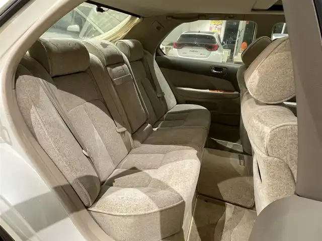 トヨタ セルシオ Cタイプ 埼玉県 1999(平11)年 10.3万km ホワイトパールマイカ サンルーフ/純正マルチ/前席パワーシート/HIDライト/純正16インチAW/クルーズコントロール/キーレス