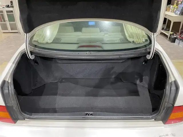 トヨタ セルシオ Cタイプ 埼玉県 1999(平11)年 10.3万km ホワイトパールマイカ サンルーフ/純正マルチ/前席パワーシート/HIDライト/純正16インチAW/クルーズコントロール/キーレス