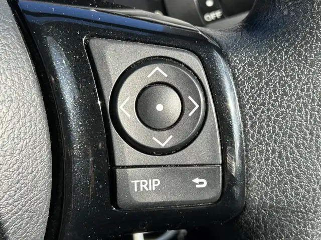 トヨタ ヴィッツ F スマートストップパッケージ 大阪府 2017(平29)年 4.9万km コバルトブルーメタリック トヨタセーフティセンス/・プリクラッシュセーフティ/・レーンディパーチャーアラート/・先行車発進/純正ナビ/・Bluetooth/フルセグTV/CD/DVD/ラジオ/主要装備/・バックカメラ/・横滑り防止装置/・アイドリングストップ/・ステアリングリモコン/・キセノンヘッドライト/・フォグランプ/・ヘッドライトレベライザー/・純正フロアマット/・社外AW/・ドライブレコーダー前/・ETC