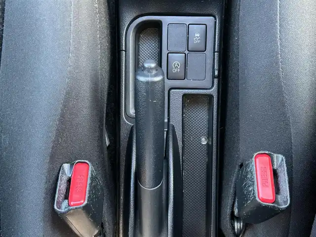 トヨタ ヴィッツ F スマートストップパッケージ 大阪府 2017(平29)年 4.9万km コバルトブルーメタリック トヨタセーフティセンス/・プリクラッシュセーフティ/・レーンディパーチャーアラート/・先行車発進/純正ナビ/・Bluetooth/フルセグTV/CD/DVD/ラジオ/主要装備/・バックカメラ/・横滑り防止装置/・アイドリングストップ/・ステアリングリモコン/・キセノンヘッドライト/・フォグランプ/・ヘッドライトレベライザー/・純正フロアマット/・社外AW/・ドライブレコーダー前/・ETC