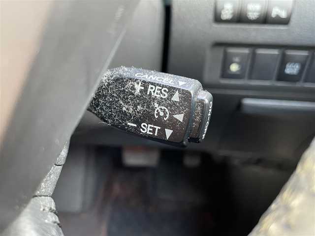 トヨタ アルファード 240S タイプゴールドⅡ 東京都 2014(平26)年 7.7万km ホワイトパールクリスタルシャイン 純正ナビ/純正フリップダウンモニター/バックカメラ/フルセグTV/フロント/リアモデリスタスポイラー/ETC/ツインムーンルーフ/両側電動スライドドア/パワーバックドア/ハーフレザーシート/前方ドライブレコーダー/横滑り防止装置/純正フロアマット/サイドバイザー/クルーズコントロール/スマートキー/オットマン/社外20インチAW