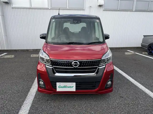日産 デイズ ルークス ハイウェイスター Gターボ 静岡県 2017(平29)年 5万km スパークリングレッド/ブラック 2トーン 車検令和9年12月15日/純正SDナビ（MM316D-W)/・SD・フルセグTV・USB・CD・DVD/・Bluetooth・FM/AMラジオ/アラウンドビューモニター/ETC2.0/エマージェンシーブレーキ/クルーズコントロール/ウィンカーミラー/オートリトラクタブルミラー/両側パワースライドドア/ドライブレコーダー/スマートキー（スペア有り）/プッシュスタート/取説・保証書