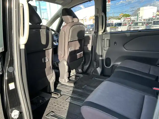 車両画像16