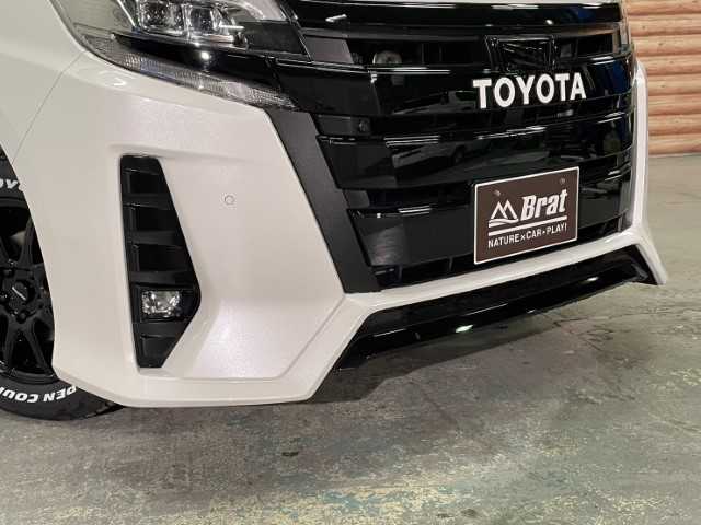トヨタ ノア Si ダブルバイビーⅡ 道北・旭川 2019(令1)年 5.5万km ホワイトパールクリスタルシャイン AIS検査済み【2502051604】/アルパインナビ/両側パワースライドドア/ETC/ツイーター/16AW トレジャーワン　ヒューマンライン（社外）/TOYOオープンカントリーA/T　EX（社外）/TOYOTAエンブレム/社外パーツ取付有