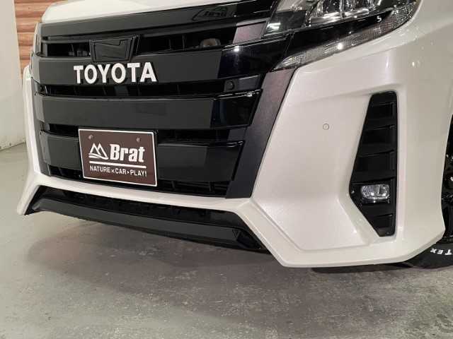 トヨタ ノア Si ダブルバイビーⅡ 道北・旭川 2019(令1)年 5.5万km ホワイトパールクリスタルシャイン AIS検査済み【2502051604】/アルパインナビ/両側パワースライドドア/ETC/ツイーター/16AW トレジャーワン　ヒューマンライン（社外）/TOYOオープンカントリーA/T　EX（社外）/TOYOTAエンブレム/社外パーツ取付有