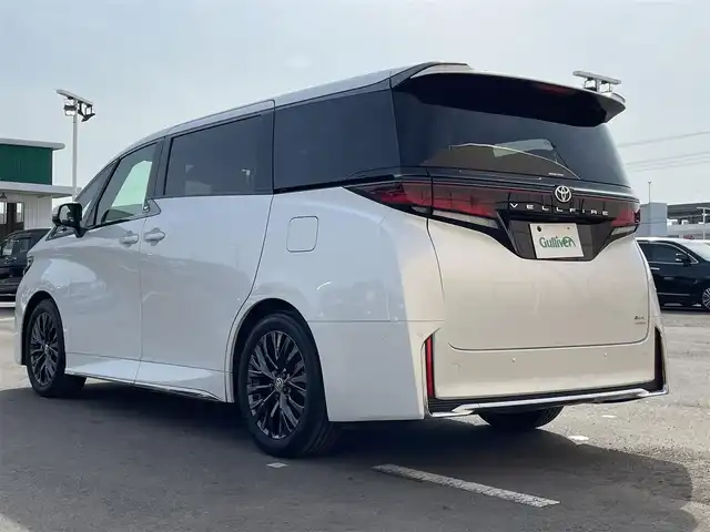 トヨタ ヴェルファイア ハイブリット Z プレミア 東京都 2024(令6)年 1.4万km プラチナホワイトパールマイカ トヨタセーフティセンス/左右独立ムーンルーフ/純正コネクトナビ/パノラミックビューモニター/シートベンチレーション/両側電動スライドドア/パワーシート/電動リアゲート/ワイヤレス充電