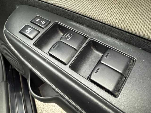 日産 ノート X 千葉県 2017(平29)年 7.6万km スーパーブラック 社外ナビ（AM/FM/ワンセグTV/Bluetooth）/インテリジェントエマージェンシーブレーキ/車線逸脱警報/ETC/バックモニター/プッシュエンジンスタート/アイドリングストップ/オートライト
