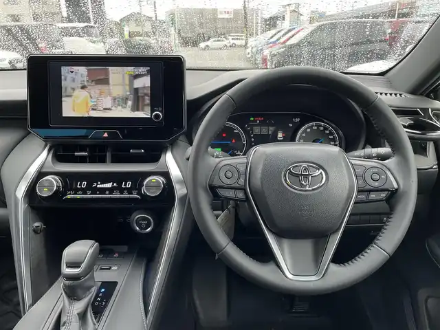 トヨタ ハリアー ハイブリッド G 石川県 2023(令5)年 3.9万km ブラック トヨタセーフティセンス/純正ディスプレイオーディオ/フルセグTV/バックカメラ/LEDヘッドライト/パワーバックドア/ドライブレコーダー/ETC2.0/レーダークルーズ/純正アルミホイール/スマートキー/プッシュスタート/電動ミラー/保証書