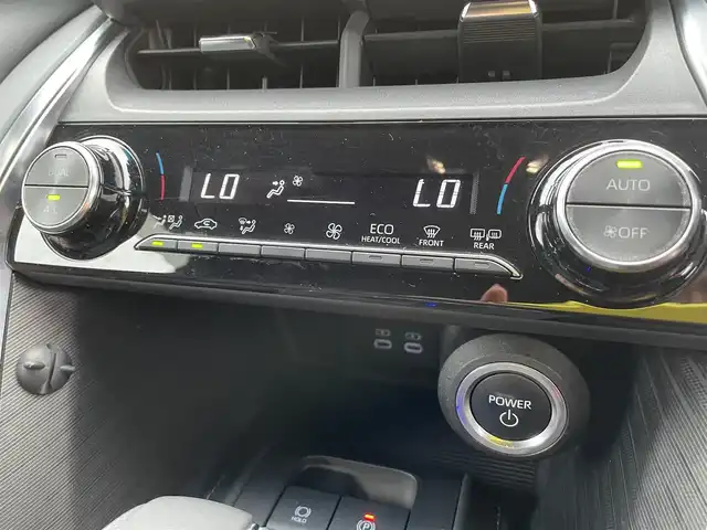 トヨタ ハリアー ハイブリッド G 石川県 2023(令5)年 3.9万km ブラック トヨタセーフティセンス/純正ディスプレイオーディオ/フルセグTV/バックカメラ/LEDヘッドライト/パワーバックドア/ドライブレコーダー/ETC2.0/レーダークルーズ/純正アルミホイール/スマートキー/プッシュスタート/電動ミラー/保証書