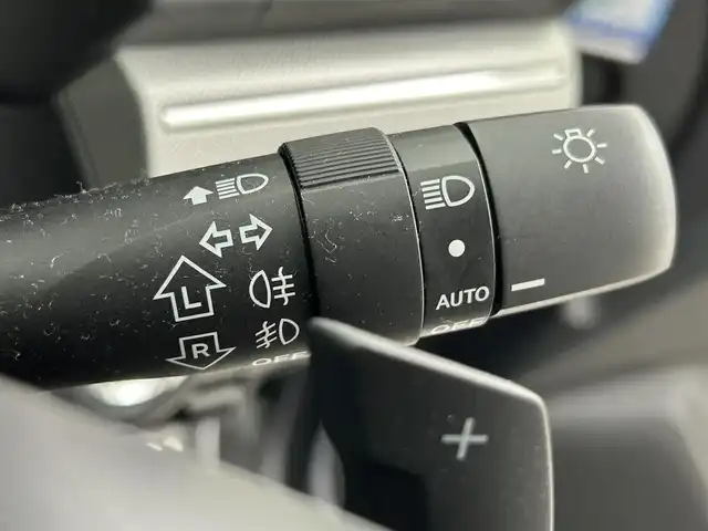 スバル レヴォーグ 1．6GT－S アイサイト 道央・札幌 2017(平29)年 5.9万km アイスシルバーメタリック ・ワンオーナー/・４WD/・純正8インチナビ/　CD/DVD/SD/BT/フルセグ/・バックカメラ/・ビルトインETC/・前後ドライブレコーダー/・アイサイト/・レーダークルーズコントロール/・レーンキープアシスト/・オートハイビーム/・SI-DRIVE/・BSM/・SRH/・前席パワーシート/・前席シートヒーター/・LEDヘッドライト/・フォグライト/・プッシュスタート/・スマートキー/・エンジンスターター/・純正フロアマット/・ドアバイザー/・純正AW付スタッドレス積込（215/50/R17）