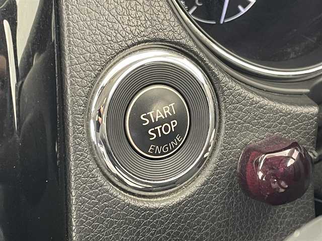 日産 エクストレイル 20X エマージェンシーブレーキ 埼玉県 2015(平27)年 6.9万km バーニングレッド 純正ナビ　フリップダウンモニター　アラウンドビューモニター　ビルトインＥＴＣ　ＬＥＤライト　デジタルインナーミラー　クルーズコントロール　シートヒーター　カプロンシート　オートライト　地デジＴＶ