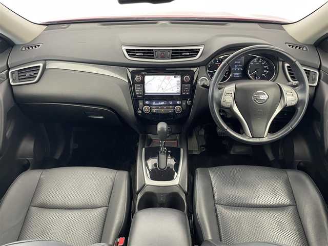 日産 エクストレイル 20X エマージェンシーブレーキ 埼玉県 2015(平27)年 6.9万km バーニングレッド 純正ナビ　フリップダウンモニター　アラウンドビューモニター　ビルトインＥＴＣ　ＬＥＤライト　デジタルインナーミラー　クルーズコントロール　シートヒーター　カプロンシート　オートライト　地デジＴＶ