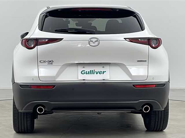 マツダ ＣＸ－３０ XD ブラックトーンエディション 道央・札幌 2023(令5)年 2.1万km スノーフレイクホワイトパールマイカ ・純正ナビ&CD&DVD&BT&HDMI&AppleCarplay&AndroidAuto/・寒冷地仕様/・360°ビューモニター/・フロント/サイド/バックカメラ/・パワーバックドア/・i-ACTIVESENSE/・衝突被害軽減ブレーキ/・クルーズコントロール/・クリアランスソナー/・スマートブレーキサポート/・レーンキープアシスト/・車線逸脱警報/・誤発進抑制制御/・交通標識認識システム/・ブラインドスポットモニター/・ダイナミック・スタビリティ・コントロール/・パーキングセンサー/・アイドリングストップ/・ヘッドアップディスプレイ/・社外前後ドライブレコーダー/・ドアミラーヒーター/・パドルシフト/・ステアリングスイッチ/・革巻きステアリング/・電動格納ミラー/・純正フロアマット/・プッシュスタート/・LEDヘッドライト/・オートライト/・オートマチックハイビーム/・スマートキー/・スペアキー