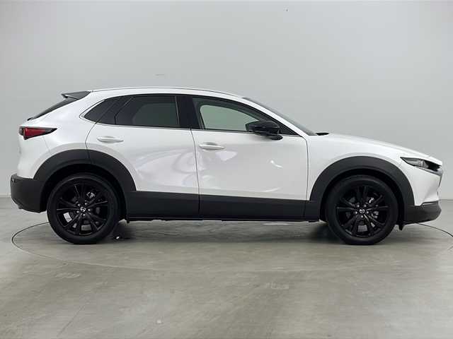 マツダ ＣＸ－３０ XD ブラックトーンエディション 道央・札幌 2023(令5)年 2.1万km スノーフレイクホワイトパールマイカ ・純正ナビ&CD&DVD&BT&HDMI&AppleCarplay&AndroidAuto/・寒冷地仕様/・360°ビューモニター/・フロント/サイド/バックカメラ/・パワーバックドア/・i-ACTIVESENSE/・衝突被害軽減ブレーキ/・クルーズコントロール/・クリアランスソナー/・スマートブレーキサポート/・レーンキープアシスト/・車線逸脱警報/・誤発進抑制制御/・交通標識認識システム/・ブラインドスポットモニター/・ダイナミック・スタビリティ・コントロール/・パーキングセンサー/・アイドリングストップ/・ヘッドアップディスプレイ/・社外前後ドライブレコーダー/・ドアミラーヒーター/・パドルシフト/・ステアリングスイッチ/・革巻きステアリング/・電動格納ミラー/・純正フロアマット/・プッシュスタート/・LEDヘッドライト/・オートライト/・オートマチックハイビーム/・スマートキー/・スペアキー