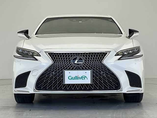 レクサス ＬＳ 500h バージョンL 愛知県 2018(平30)年 3.3万km ソニッククォーツ レクサスセーフティシステム/衝突軽減システム/純正１２型SDナビ/三眼LEDヘッドライト/全方位カメラ/レーダークルーズコントロール/シートヒーター/エアシート/フルセグ/CD/DVD/Bluetooth/バックカメラ/電動リアゲート/パワーシート/ヘッドアップディスプレイ/コーナーセンサー/純正アルミホイール/ＥＴＣ２．０/ブラインドスポットモニター/パドルシフト/ステアリングヒーター/インテリジェントミラー/オートマチックハイビーム/ドライブレコーダー/ステアリングスイッチ/スマートキー/プッシュスタート