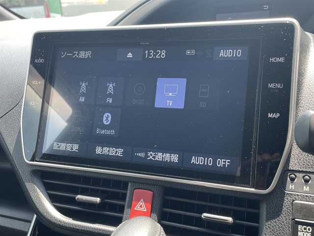 トヨタ ヴォクシー ZS 煌Ⅱ 大分県 2019(令1)年 5.7万km ブラック 純正メモリナビ/(CD/DVD/BT/フルセグTV)/バックカメラ/フリップダウンモニター/両側パワースライドドア /トヨタセーフティセンス/スマートキー/プッシュスタート/ETC/電格ミラー/ウィンカーミラー/オートライト/オートハイビーム/フォグランプ/LEDヘッドライト