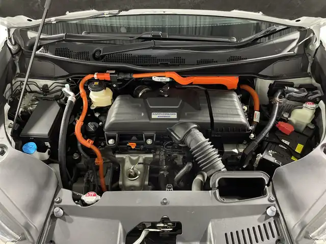 ホンダ オデッセイ ハイブリッド e:HEVアブソルート EX 神奈川県 2020(令2)年 3.2万km プラチナホワイトパール ホンダセンシング/純正10型インターナビゲーション/・BT/フルセグTV/CD/DVD/HDMI/USB/全方位カメラ/純正フリップダウンモニター/センターコンソール/ビルトインETC2.0/両側電動スライドドア/パワーバックドア/コーナーセンサー/純正前後ドライブレコーダー/ECON/ハーフレザーシート/パワーシート(D/N)/シートヒーター(D/N)/革巻きステアリング/ステアリングスイッチ/オートライト/電動サイドブレーキ/オートブレーキホールド/スマートキー/プッシュスタートボタン/LEDヘッドライト/フォグランプ/電動格納ミラー/ウィンカーミラー/純正フロアマット/純正アルミホイール/純正ドアバイザー