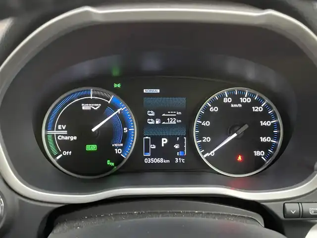 三菱 エクリプス クロス ＰＨＥＶ P 千葉県 2021(令3)年 3.5万km チタニウムグレーメタリック ワンオーナー/純正メモリナビ/・DTV/Bluetooth/Apple CarPlay/全方位カメラ/ヘッドアップディスプレイ/前後ドライブレコーダー/前席シートヒーター/パワーシート/ハーフレザーシート/ステアリングヒーター/e-Assist/・衝突被害軽減ブレーキシステム/・車線逸脱警報システム/・レーダークルーズコントロール/・オートマチックハイビーム/・誤発進抑制機能/・後側方車両検知警報システム/・後退時車両検知システム/アクティブスタビリティコントロール/パーキングセンサー/純正LEDヘッドライト/純正18インチアルミホイール/純正フロアマット/プッシュエンジンスタート/スマートキー×２/取扱説明書/保証書