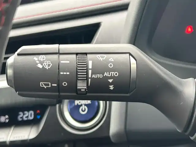 レクサス ＵＸ 250h Fスポーツ 和歌山県 2021(令3)年 6.8万km ソニックチタニウム オレンジキャリパー/純正12.3インチナビ/全方位カメラ/フルセグTV/BT/衝突軽減ブレーキ/ブラインドスポットモニター/前後コーナーセンサー/オートライト/レーダークルコン/ドラレコ/ETC/シートヒーター/ステアリングヒーター/ステアリングリモコン/シートメモリー/パドルシフト/電動リアゲート/3眼LEDヘッドライト/フォグランプ