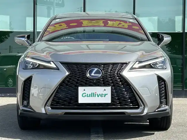 レクサス ＵＸ 250h Fスポーツ 和歌山県 2021(令3)年 6.8万km ソニックチタニウム オレンジキャリパー/純正12.3インチナビ/全方位カメラ/フルセグTV/BT/衝突軽減ブレーキ/ブラインドスポットモニター/前後コーナーセンサー/オートライト/レーダークルコン/ドラレコ/ETC/シートヒーター/ステアリングヒーター/ステアリングリモコン/シートメモリー/パドルシフト/電動リアゲート/3眼LEDヘッドライト/フォグランプ