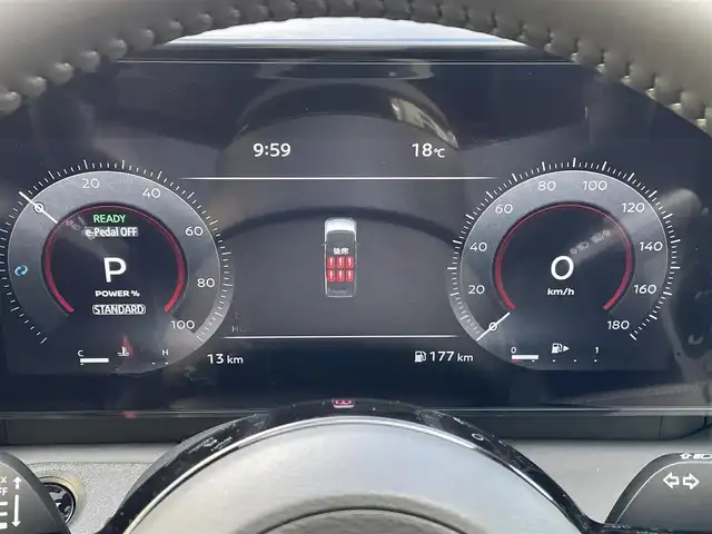 日産 セレナ e－パワー ハイウェイスター V 東京都 2025(令7)年 0.1千km 白 登録済未使用車　/純正統合型インターフェイス１２型ＤＡナビフルセグ　/・BluetoothAudio/・AppleCarPlay/AndroidAuto/・AmazonAlexa/USB/HDMI/純正フリップダウンモニター　/インテリジェントアラウンドビュー/インテリジェントルームミラー/３６０度セーフティアシスト　/・プロパイロット　/・インテリジェントエマージェンシーブレーキ /・衝突回避ステアリングアシスト /・標識検知機能 置くだけ充電/・ふらつき警報/・踏み間違い衝突防止アシスト/純正LEDヘッドライト/ハンズフリーパワースライドドア/USB電源ソケット/プッシュパワースターター/スマートキー/保証書＆取説