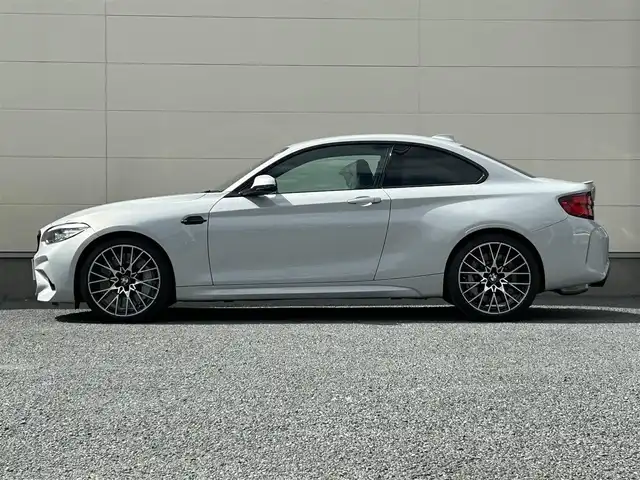 ＢＭＷ Ｍ２ コンペティション 茨城県 2020(令2)年 2.2万km ホッケンハイムシルバー 6速MT/純正ナビ/バックカメラ/パワーシート/レザーシート/USB入力端子/harman/cardon/シートヒーター/クリアランスソナー/デュアルエアコン/純正19インチアルミホイール