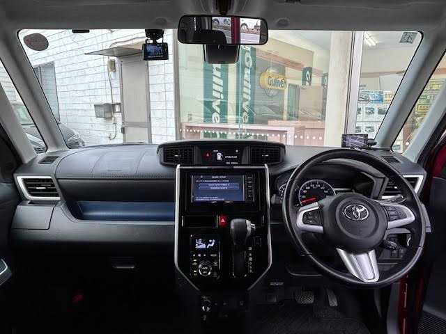 トヨタ タンク カスタムG S 埼玉県 2017(平29)年 5万km ブラックマイカ/マゼンダベリーメタリック 純正SDナビ/バックカメラ、サイドカメラ/ドライブレコーダー/Bluetooth/ETC/クルーズコントロール/シートヒータ/両側パワースライドドア/アイドリングストップ/スペアキー